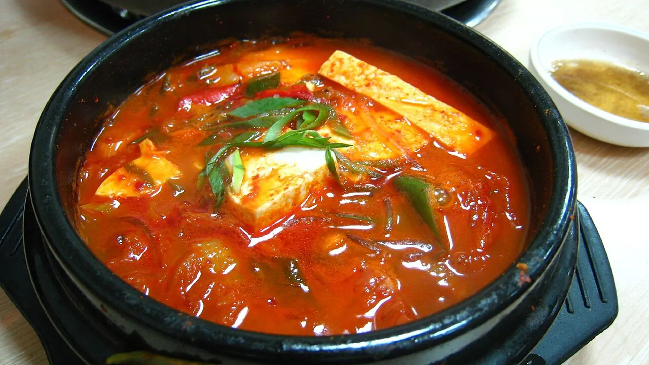 치앙마이 한식, 뷔페는 299밧 한인마트는 아홉 시에 닫아요